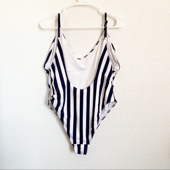 Aerie NWOT Striped One piece 😍 - Picture 5 of 12
